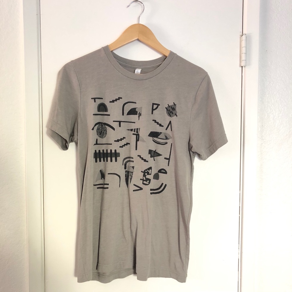 Gray Art Graphic T-shirt